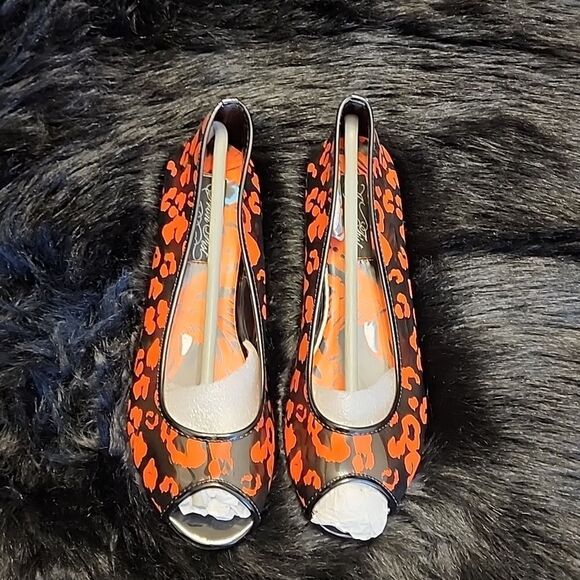 NIB Iron Fist Girls Raw Power Peep Toe Orange Size 7 - Picture 1 of 6